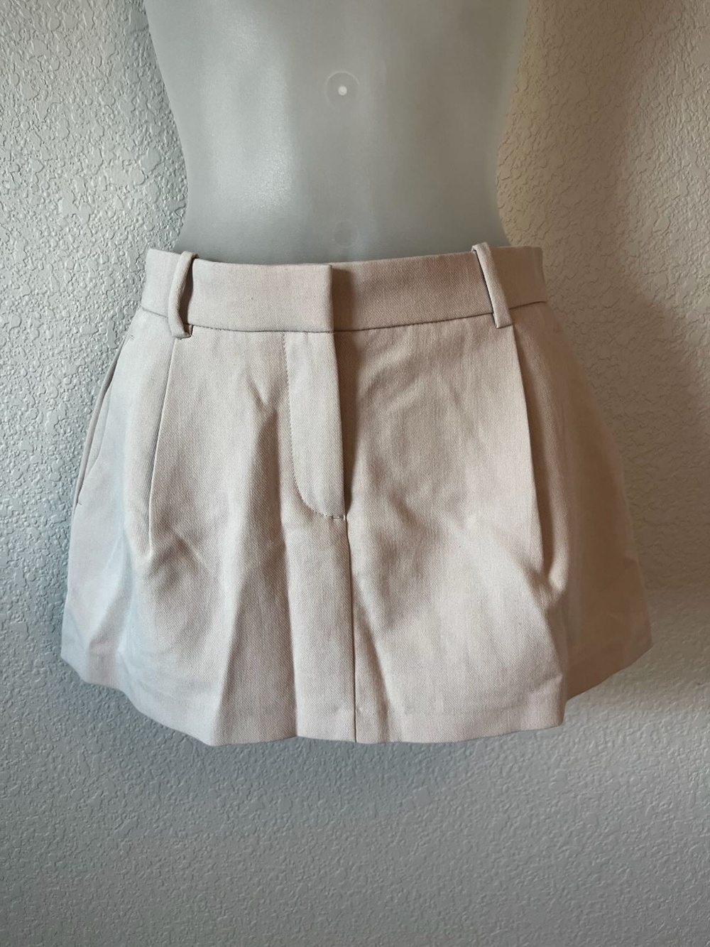 Abercrombie & Fitch Beige Pleated Mini Skort Size XS